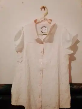 Baju atasan wanita