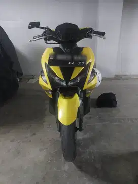 Jual aerox std 2017 , kuning, tangan pertama