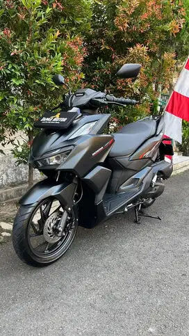 Honda Vario 160 CBS Keyless Thn 2024 KM 9rb Pajak Hidup