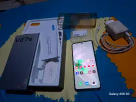 Vivo v27e warna hijau muda