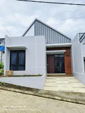 PROMO KEMERDEKAAN BONUS FULL FURNISHED RUMAH VILLA BATU TERMURAH