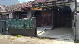 Rumah Lama Terawat Minimalis Murah di Pratista Antapani Bandung