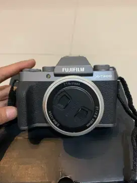 Fujifilm XT 200 Fullshet Bonus
