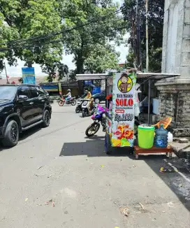 Es teh solo siap jualan