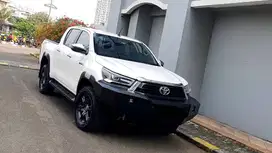 [ 4X4 ] Toyota Hilux Double Cabin DC 2.4 V 4x4 AT 2022/2023