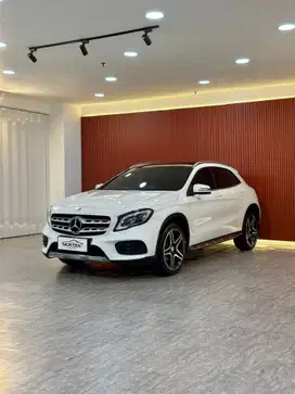 Mercedes Benz GLA 200 AMG Facelift 2017 Odo 39 Ribu Record Bergaransi