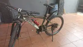 Sepeda Pacific Tranzline 300 hitam ukuran velg 24 Cibubur Ciracas