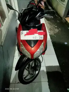 Vario karbu 110cc thn 2008