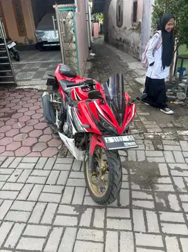 JUAL MOTOR CBR 150r 2018