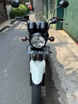 Yamaha scorpio Z 2005, hitam
