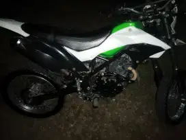 Kawasaki D-Tracker 2016