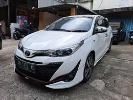 Toyota Yaris 1.5 TRD Sportivo 2020 GR Sport 2021 cross 2023 / 2024 HEV