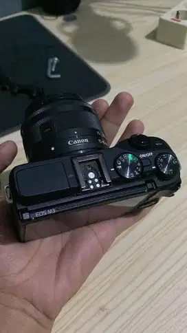 Canon EOS M3 24MP Mirrorless – Lensa Kit 15-45mm – Bekas – Siap Pakai
