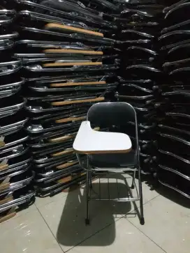 Kursi Lipat Kampus