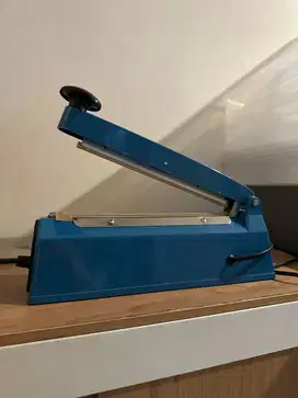 Mesin pres plastik 20 cm NRT PRO