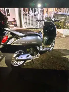 Dijual scoppy 2021 bulan 8 coklat kilometer rendah asli