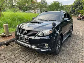 [Cash] Fortuner 2.5 G Matic Diesel, Istimewa