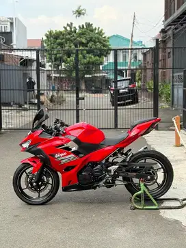 Kawasaki New Ninja 250 Fi, Tahun 2022. Mulus dan Siap pakai.