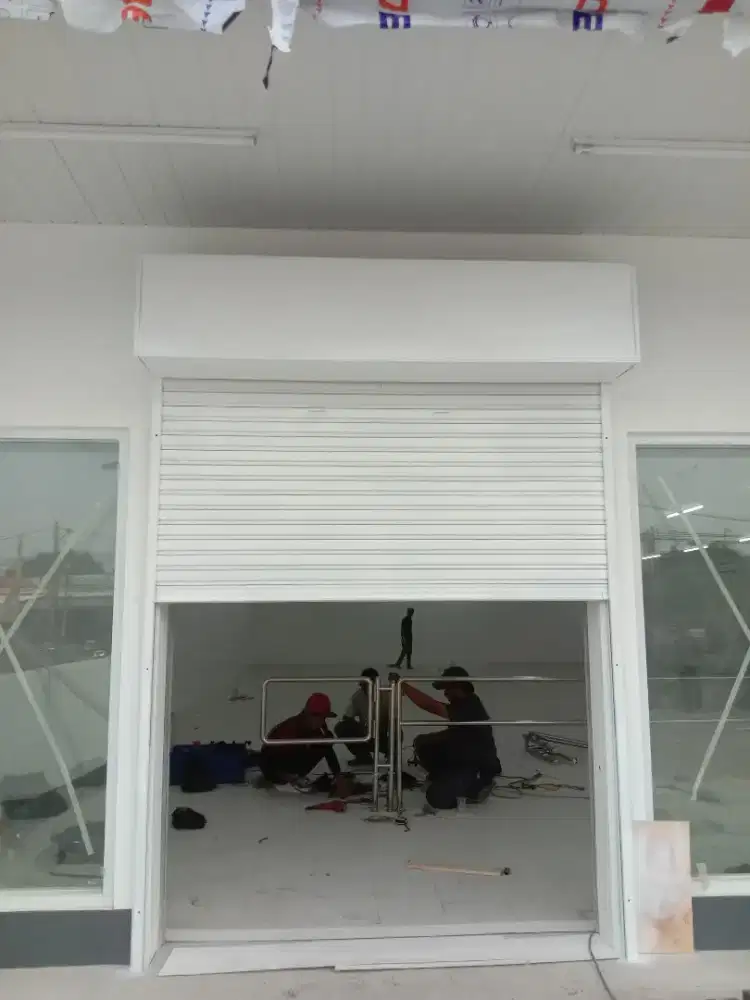 Folding gate & Rolling door