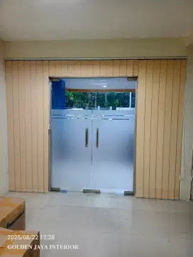 GORDEN VERTIKAL BLIND COCOK UNTUK KANTOR
