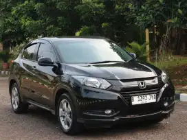 HRV E AT 2017 Hitam SERVICE RECORDS HONDA