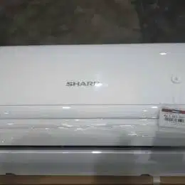 NEW SHARP AC STANDARD 1/2 PK LOW WATT + FREE PASANG + FREE PERALATAN