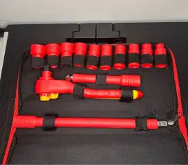 Powerbuilt 13 Piece 3/8-Inch Drive VDE Ratchet and Socket Set Perkakas