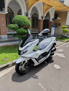 Bissmillah dijual motor Honda PCX ABS 2024 istimewa