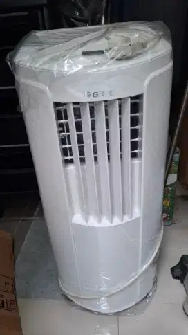 AC PORTABLE GREE 1 PK LIKE NEW