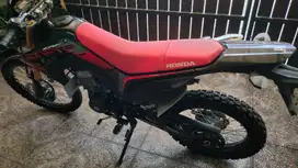 Jual Motor Honda CRF 150, th 2024, km 6.300, tinggal pakai
