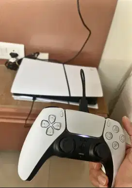 Playstation 5 slim disk 1TB japan vers - MULUS LIKE NEW! Fullset