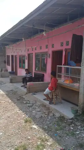 Kontrakan dijual 2pintu(245jt)akses mobil Kemang Cilodong Depok