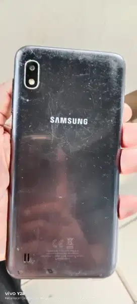 Samsung. A10.   2/32.  Mnus berbyng norml