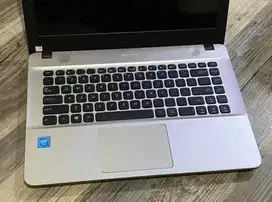 Asus x441S Normal