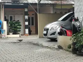 Rumah dekat stan bintaro