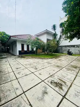 Dijual Rumah Luas Mewah Ada Swimming Pool Di Pasar Minggu