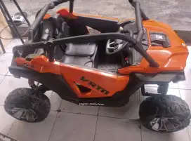 Dijual Cepat Mobil Aki - Mainan Anak