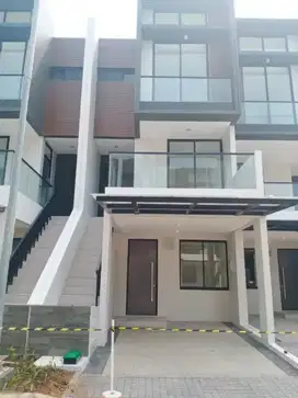 Dijual rumah Golf Island sangat bagus siap huni