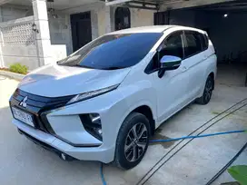 xpander exceed manual putih 2018