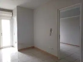 Disewakan 2 Bedrooms UnFurnish