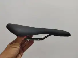 Saddle / Sadel Sepeda DDK PRO ACTIVE