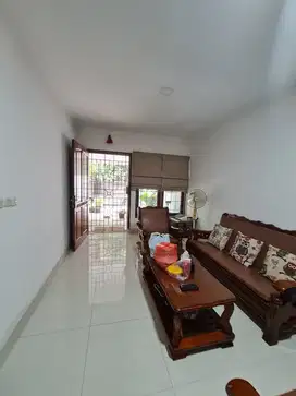 Dijual rumah cantik minimalis di Kelapa Gading Jakarta Utara