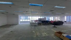 SEWA KANTOR DI JAKARTA SELATAN KUNINGAN KUNINGAN 304M2 BARE 220K NEGO