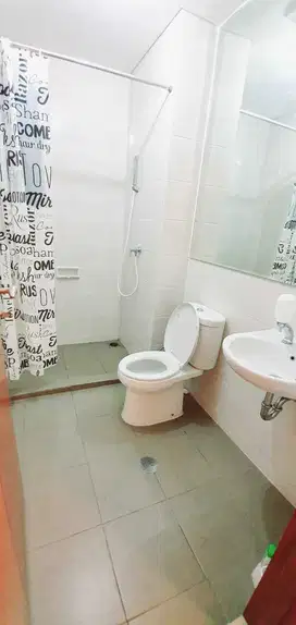Di sewakan afartement tipe condominium tipe 3 br full furnished