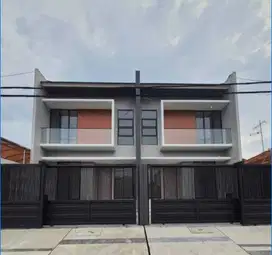 Rumah Sutorejo Prima Utara