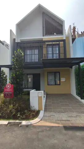 Rumah Mewah Strategis Gading Serpong STROZZI at Symphonia