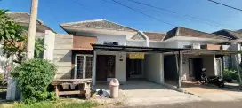 Disewakan rumah di Perumahan Lingkar Harmoni aman & nyaman