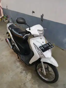 Suzuki Spin 2006