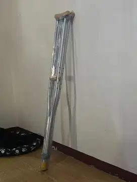 Tongkat Kruk / tongkat ketiak untuk pemulihan cedera/ patah tulang