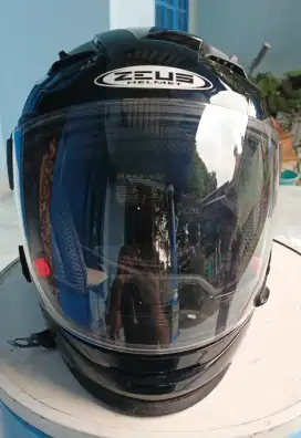 Helm Zeus 611C baru 2 x pakai